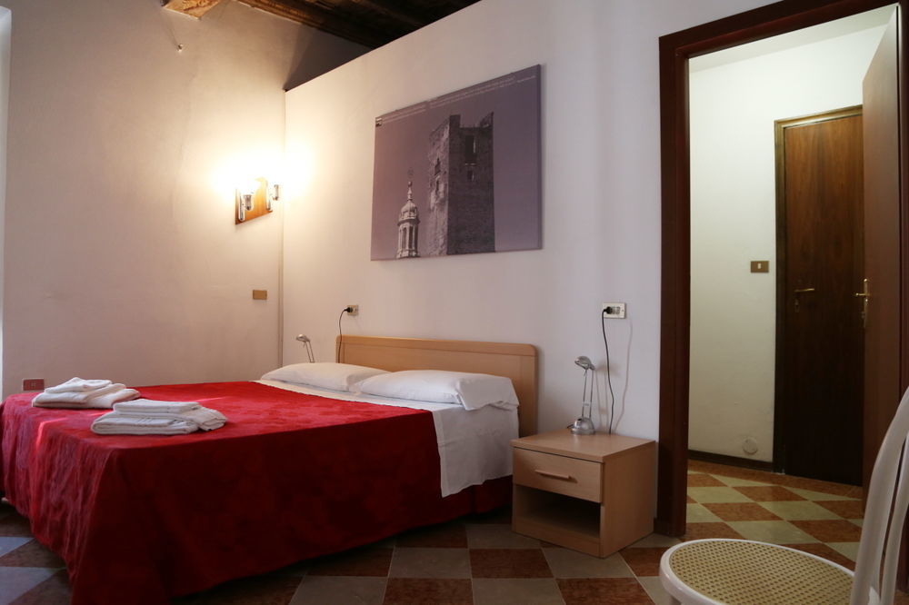 Residenza Accademia Guest house Mantova