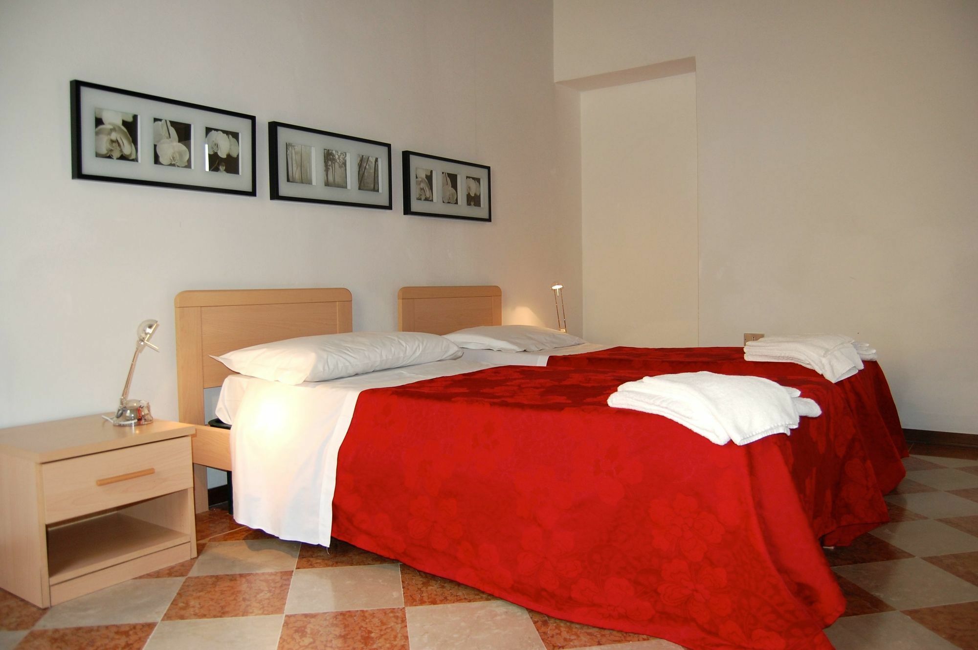 Residenza Accademia Guest house 3*